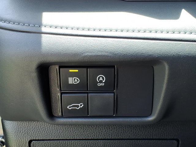 Certified 2024 Toyota Highlander XLE FWD image 14