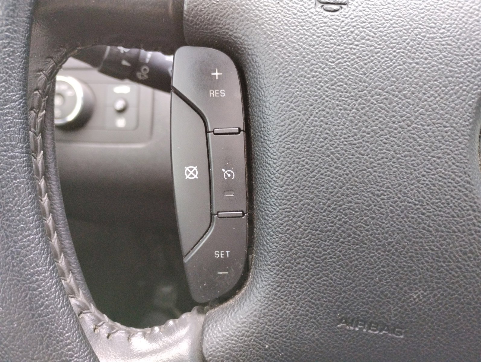 Used 2009 Chevrolet Impala SS w/ Convenience Package image 8