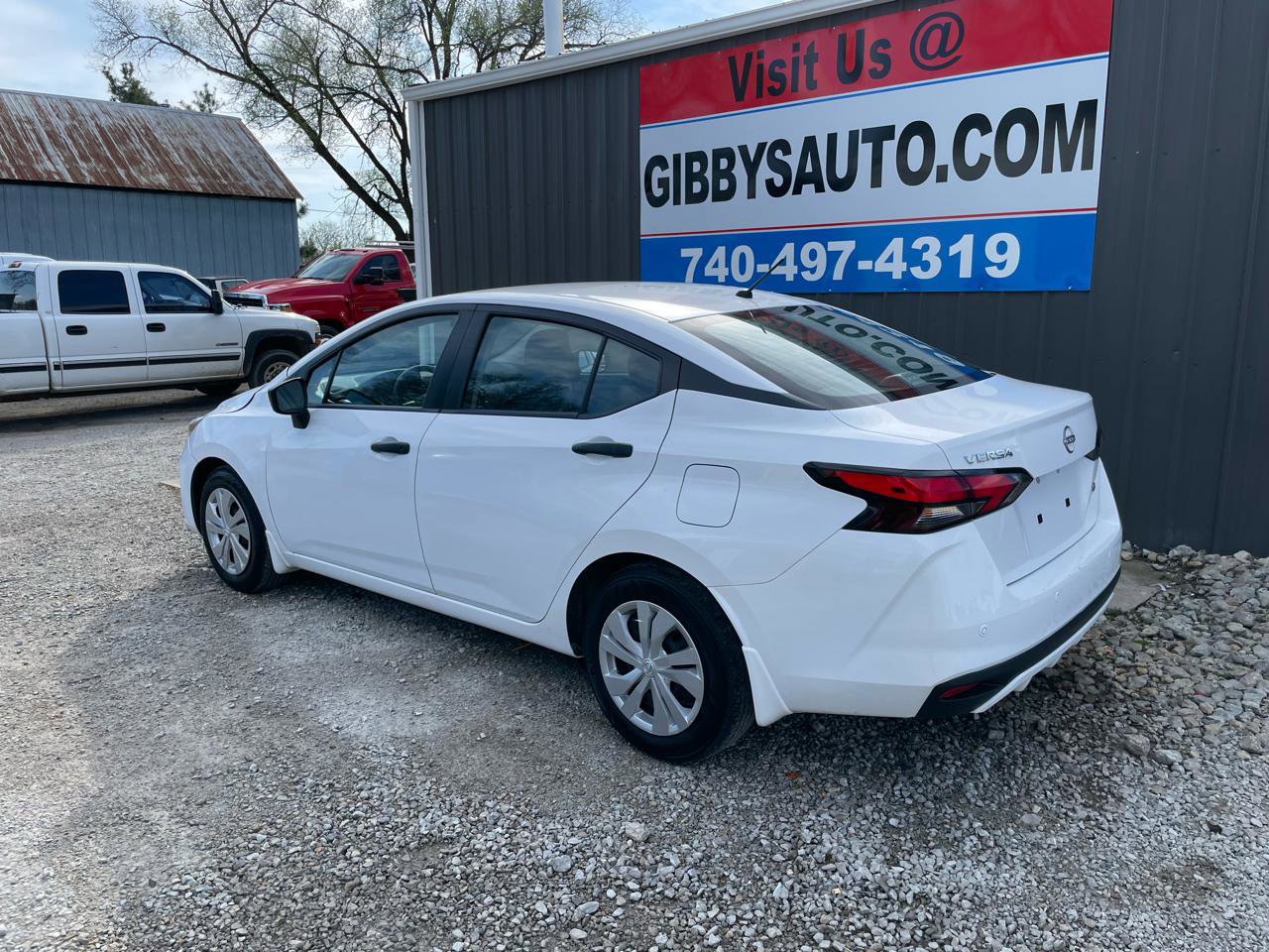 Used 2024 Nissan Versa S FWD image 2