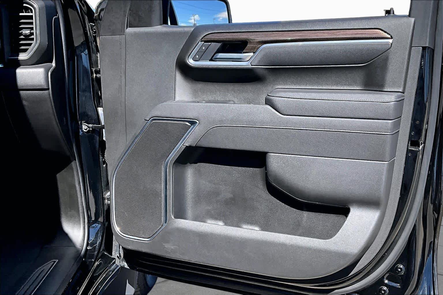 Used 2026 Chevrolet Silverado 1500 LT RWD image 23