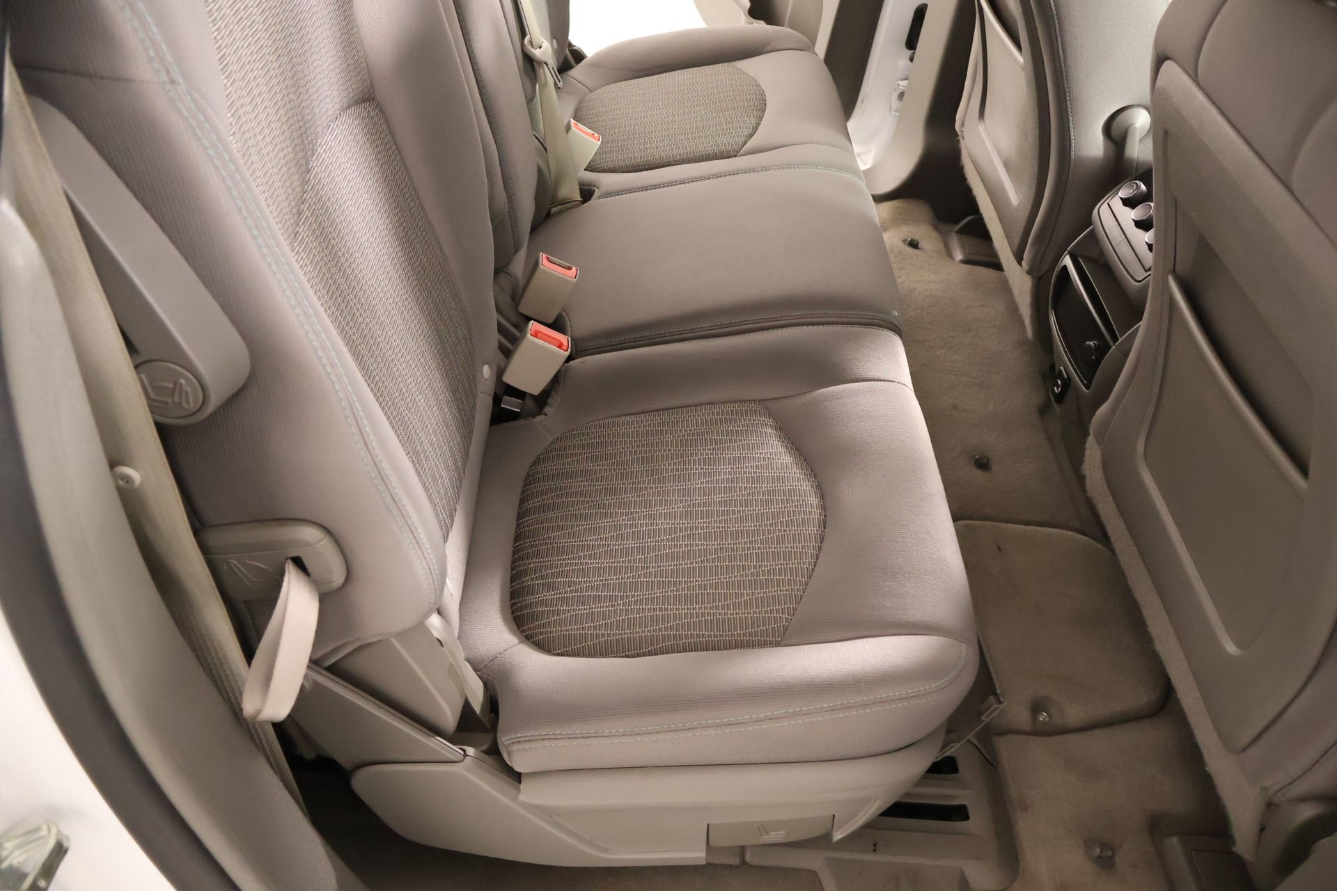 Used 2017 Chevrolet Traverse LS FWD image 14