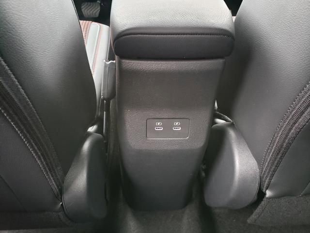 New 2026 Nissan Kicks SR w/ Cold Weather Package image 15