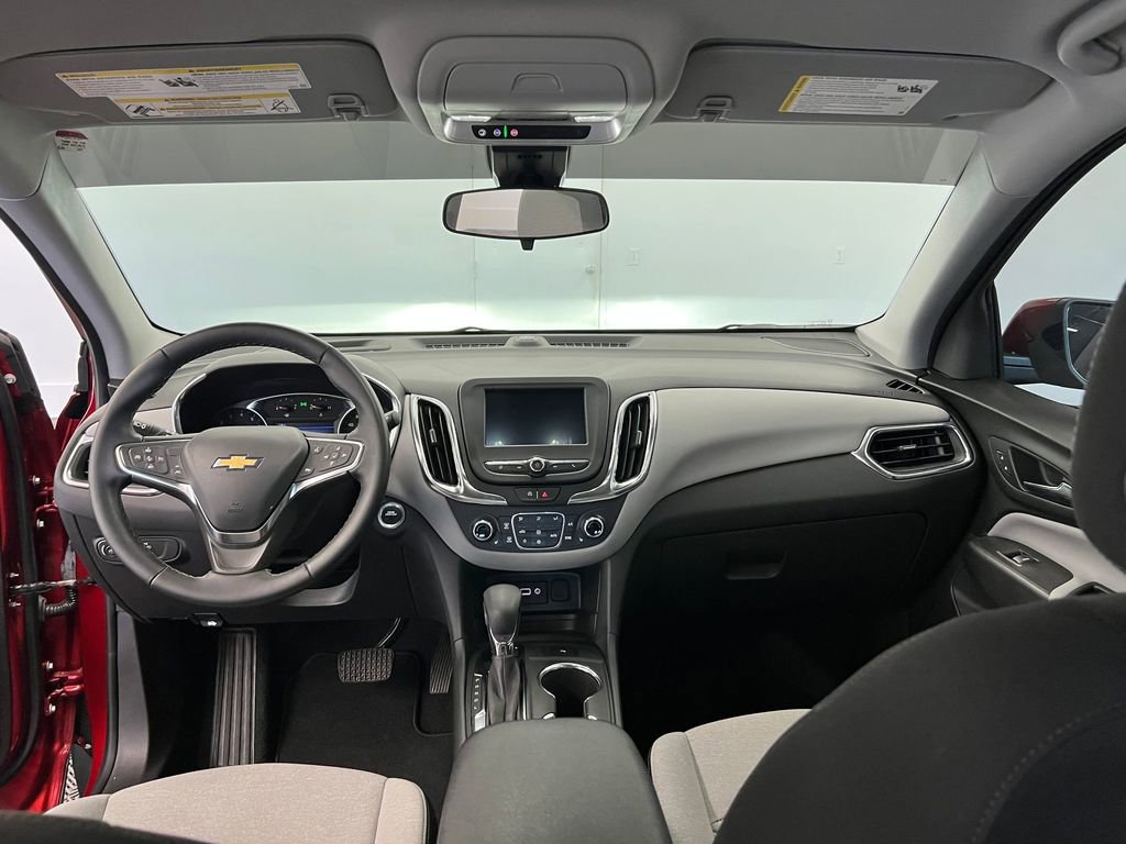 Used 2024 Chevrolet Equinox LT AWD/4WD image 13