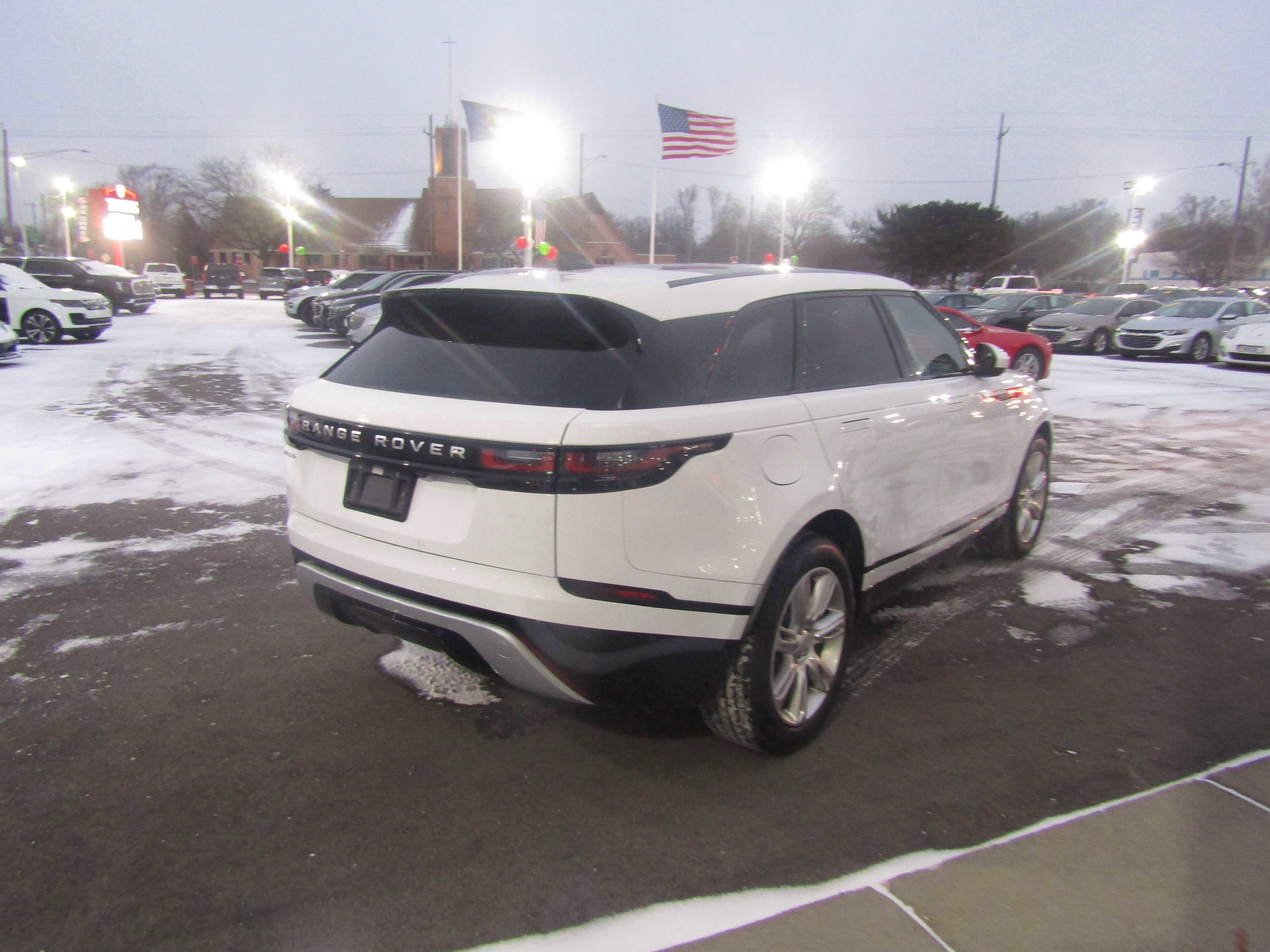 Used 2023 Land Rover Range Rover Velar S image 4