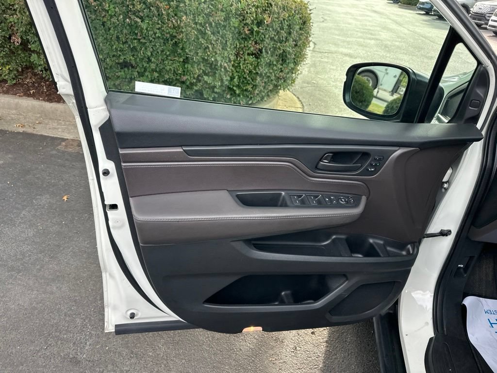 Certified 2018 Honda Odyssey EX-L image 18