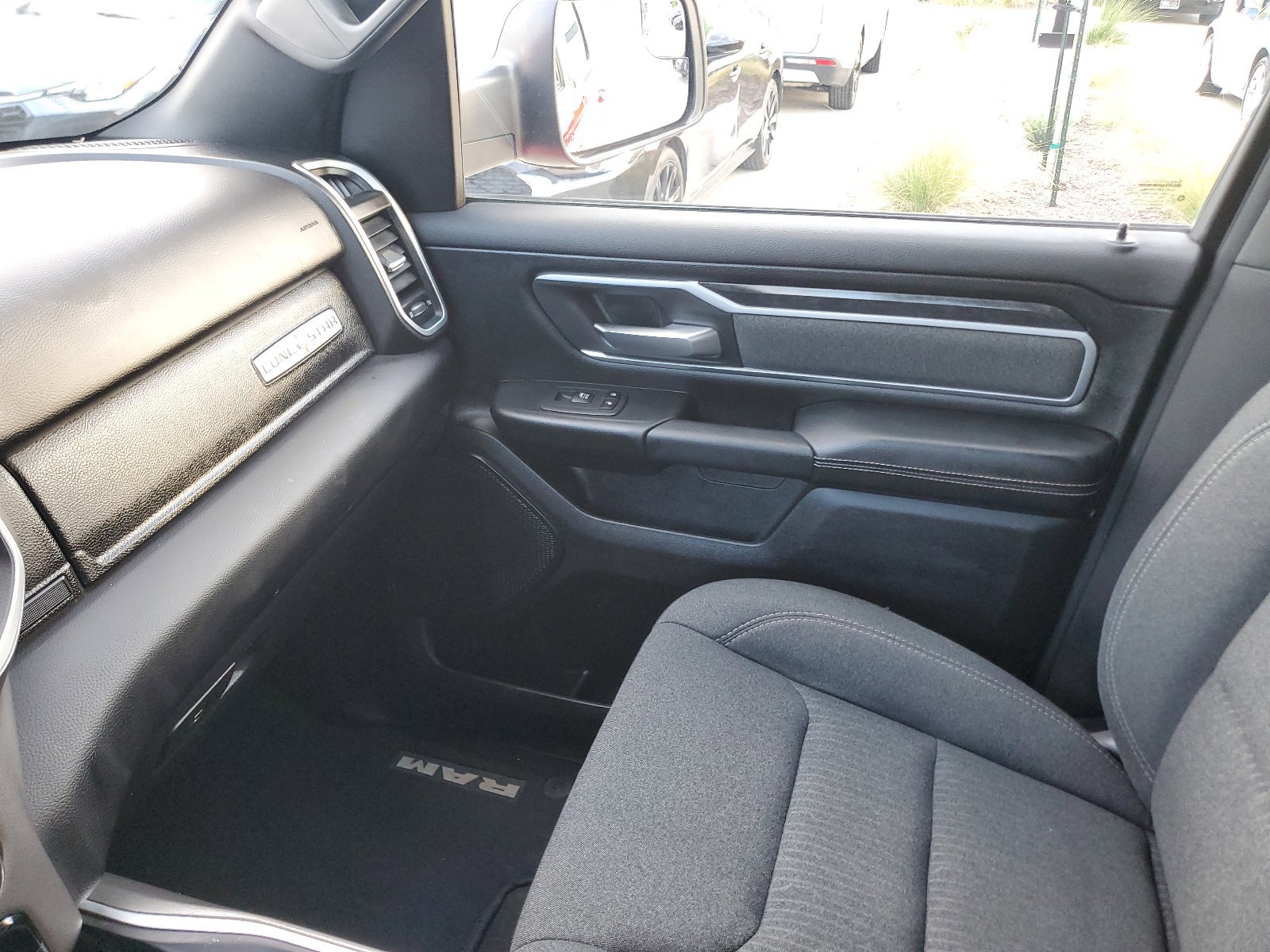 Used 2019 RAM 1500 Big Horn RWD image 30