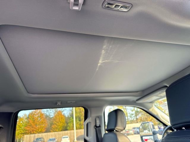 New 2026 Ford F250 Lariat w/ Black Appearance Package image 12