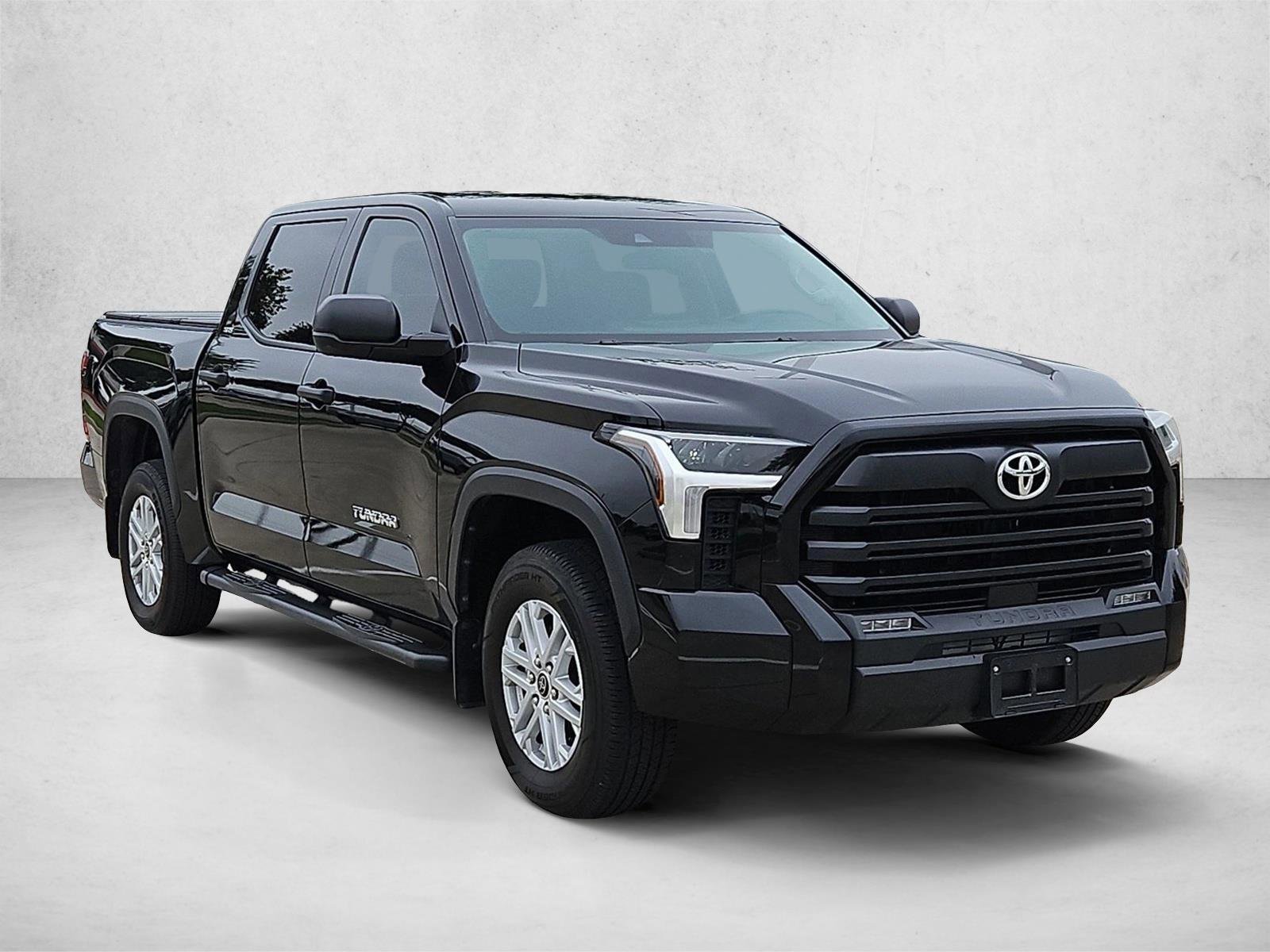 Used 2024 Toyota Tundra SR5 AWD/4WD image 3