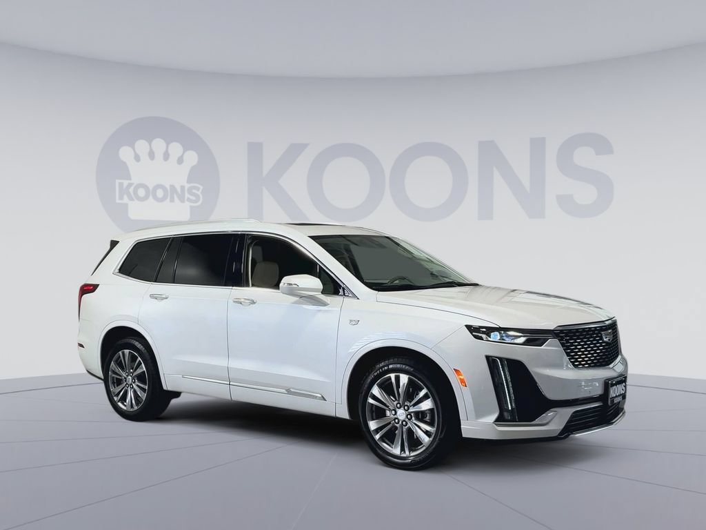 Used 2025 Cadillac XT6 Premium Luxury w/ LPO, Floor Liner Package AWD/4WD image 2