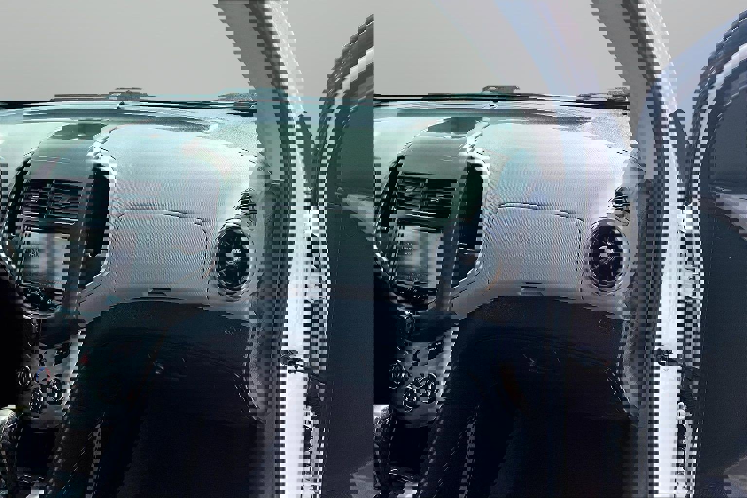 Used 2016 Chevrolet Sonic LT image 21