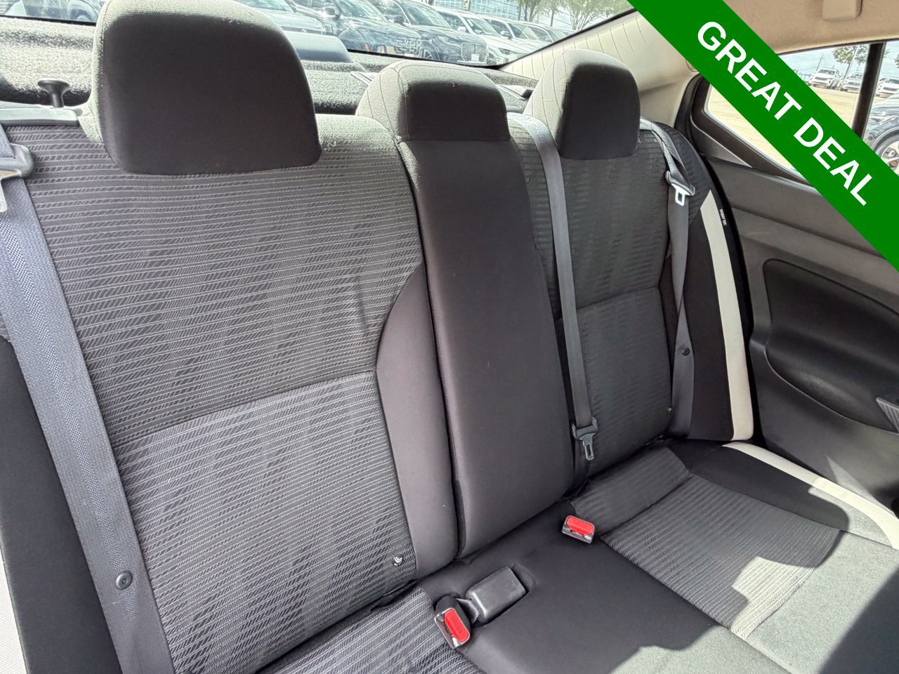 Used 2021 Nissan Versa SV FWD image 34