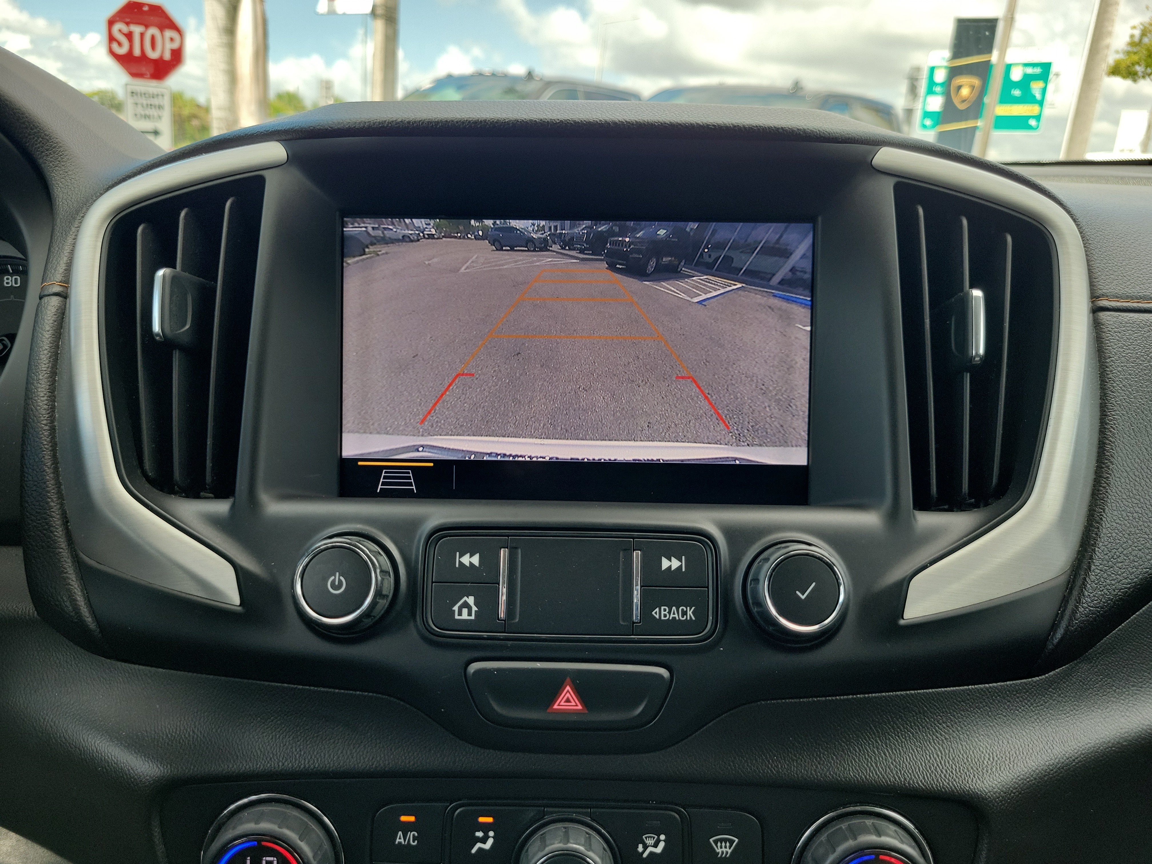 Used 2020 GMC Terrain SLT w/ Preferred Package AWD/4WD image 10