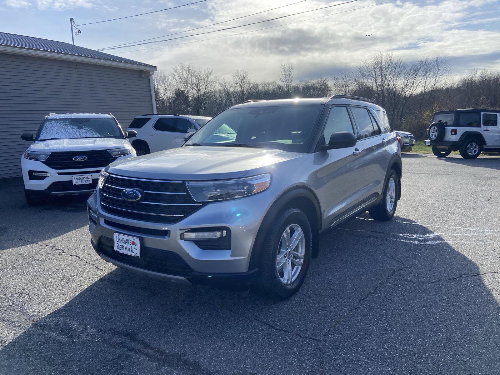 Used 2021 Ford Explorer XLT w/ Equipment Group 202A image 1