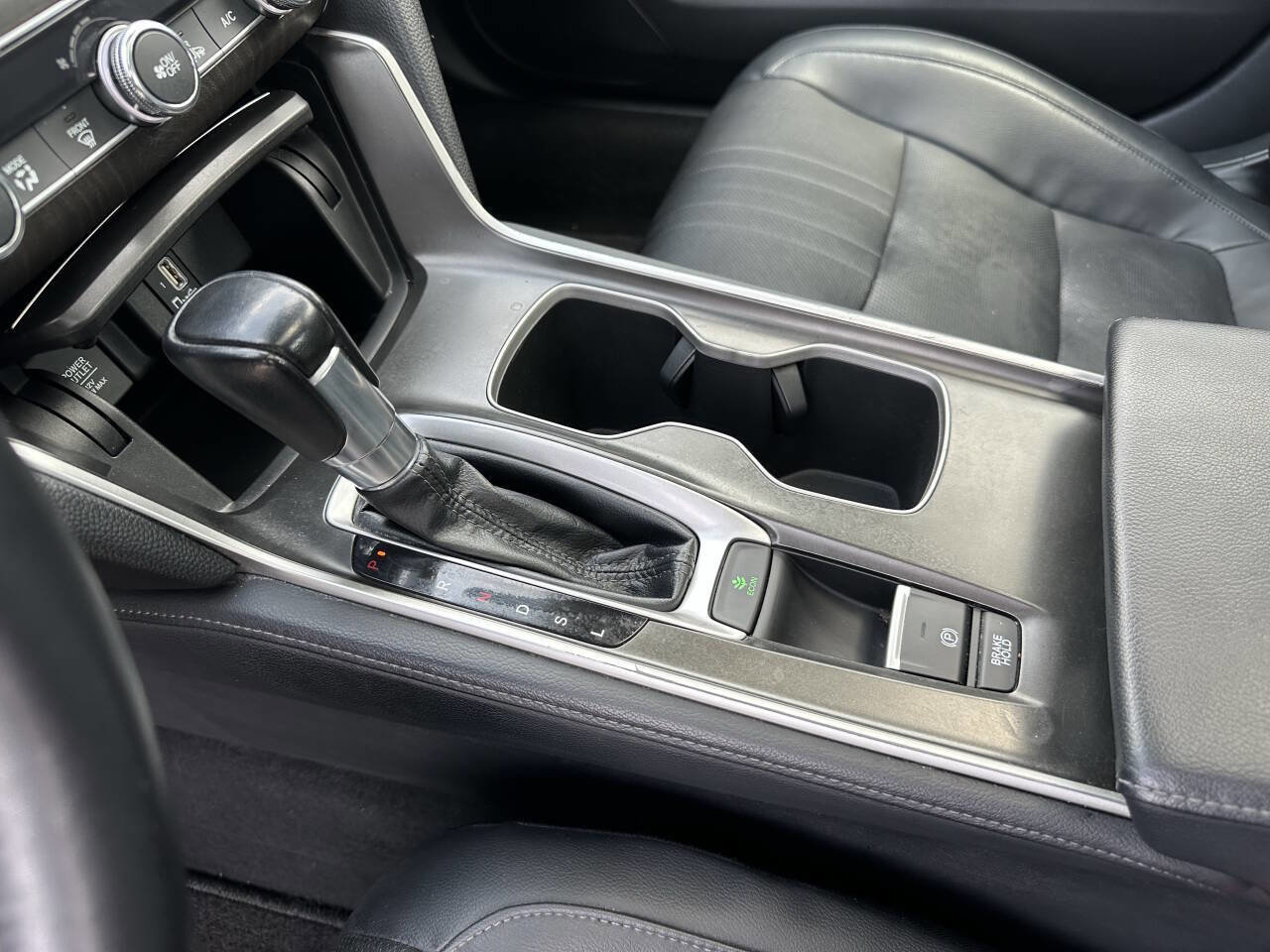 Used 2018 Honda Accord EX-L image 37