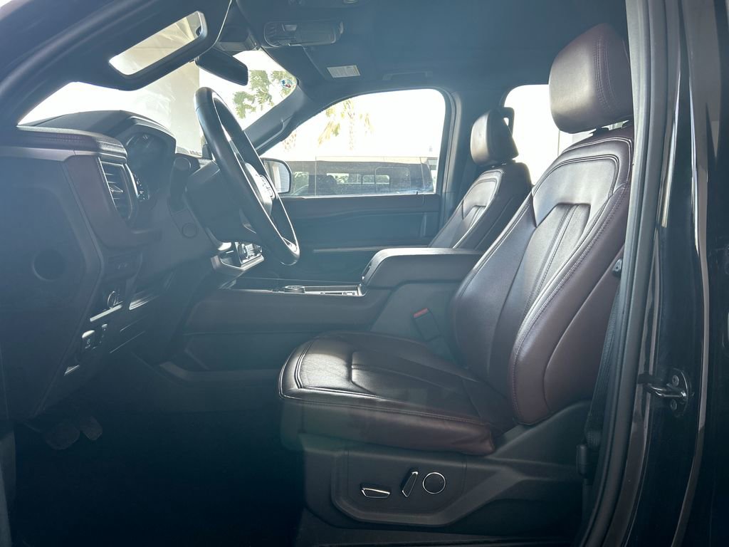 Used 2024 Ford Expedition Max Limited image 10