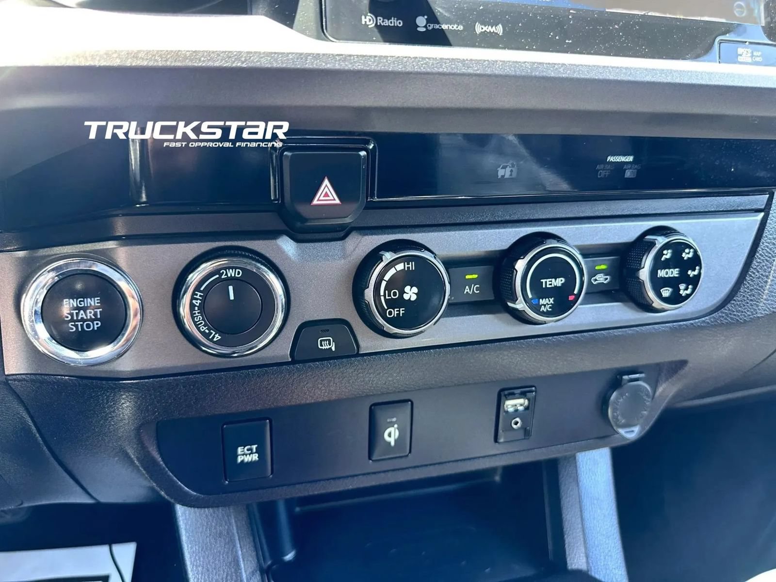 Used 2017 Toyota Tacoma TRD Off-Road w/ Tow Package AWD/4WD image 24