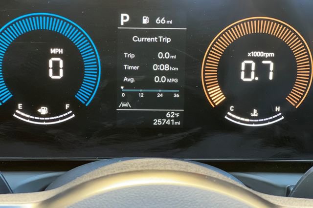Certified 2025 Hyundai Santa Cruz SEL AWD/4WD image 32