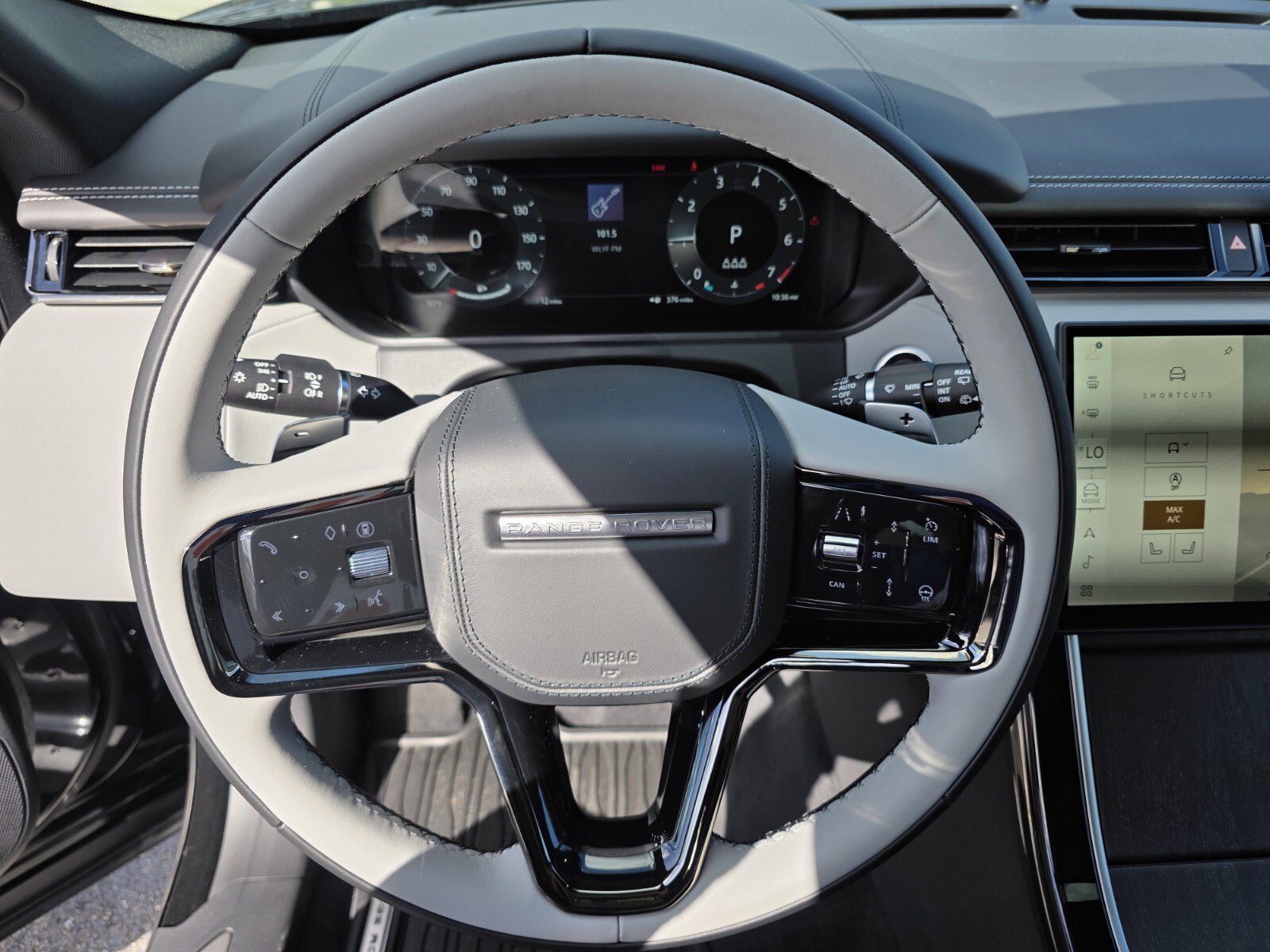 New 2026 Land Rover Range Rover Velar Belgravia AWD/4WD image 15