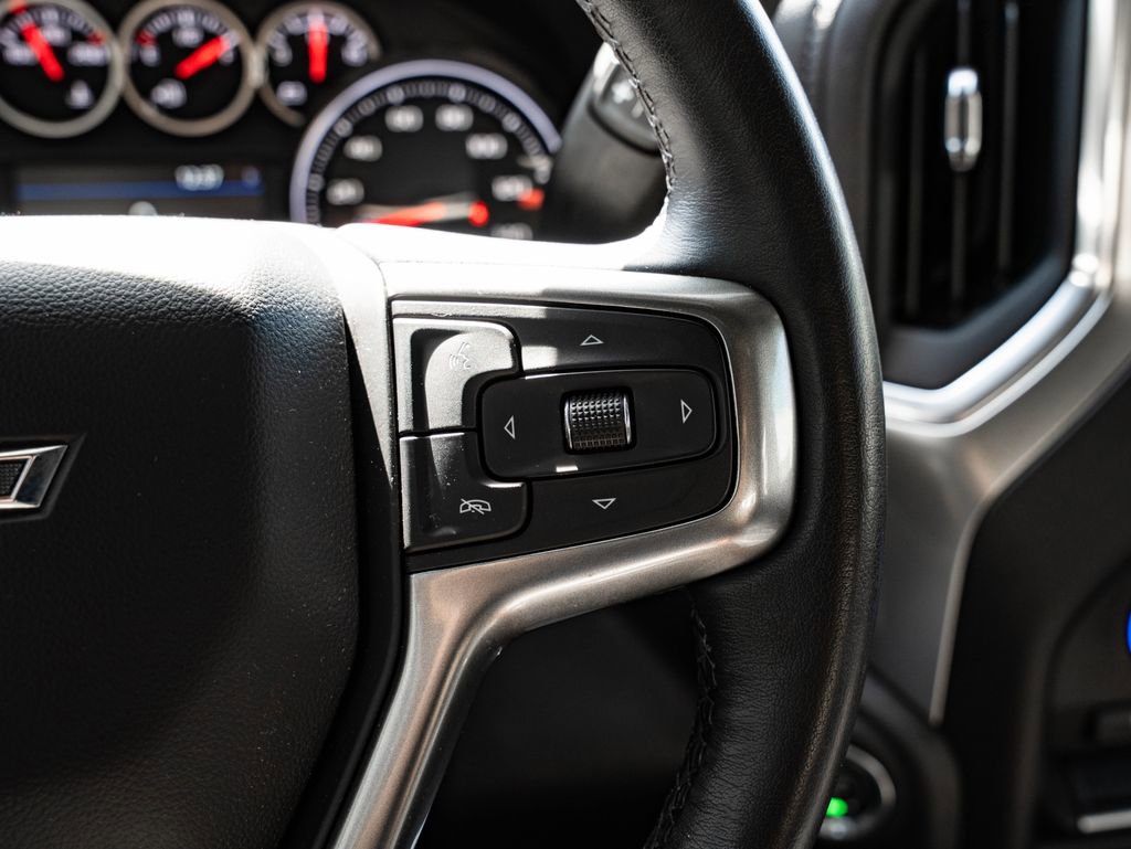 Used 2021 Chevrolet Silverado 1500 RST AWD/4WD image 27