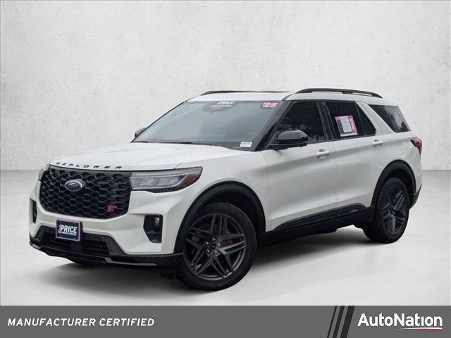 Used 2025 Ford Explorer ST image 1