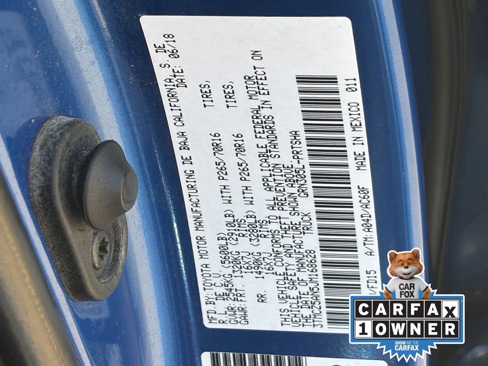 Used 2018 Toyota Tacoma TRD Off-Road w/ Technology Package AWD/4WD image 34