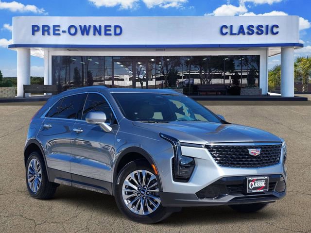 Used 2024 Cadillac XT4 Premium Luxury image 1