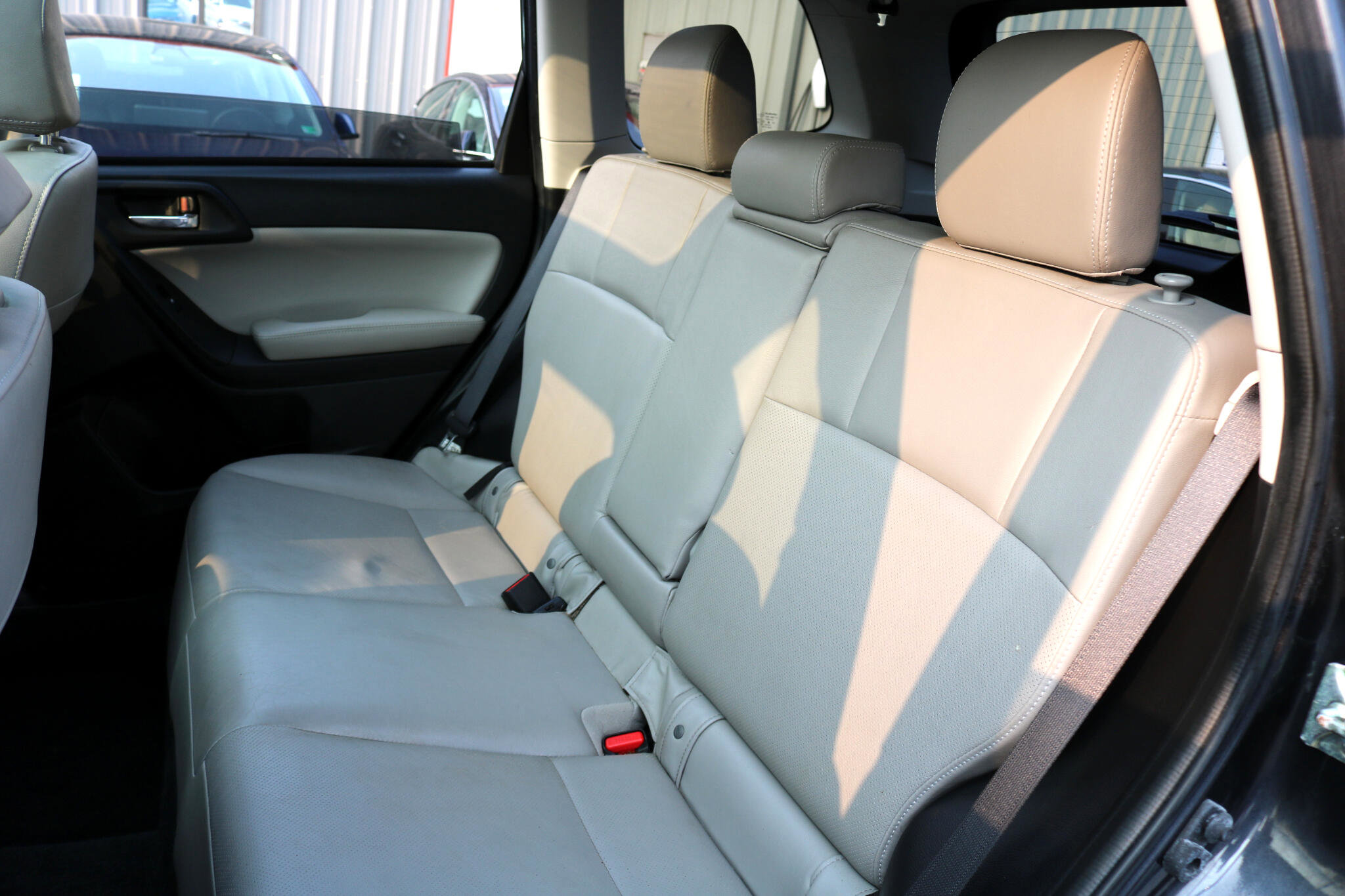 Used 2014 Subaru Forester 2.5i Limited image 28