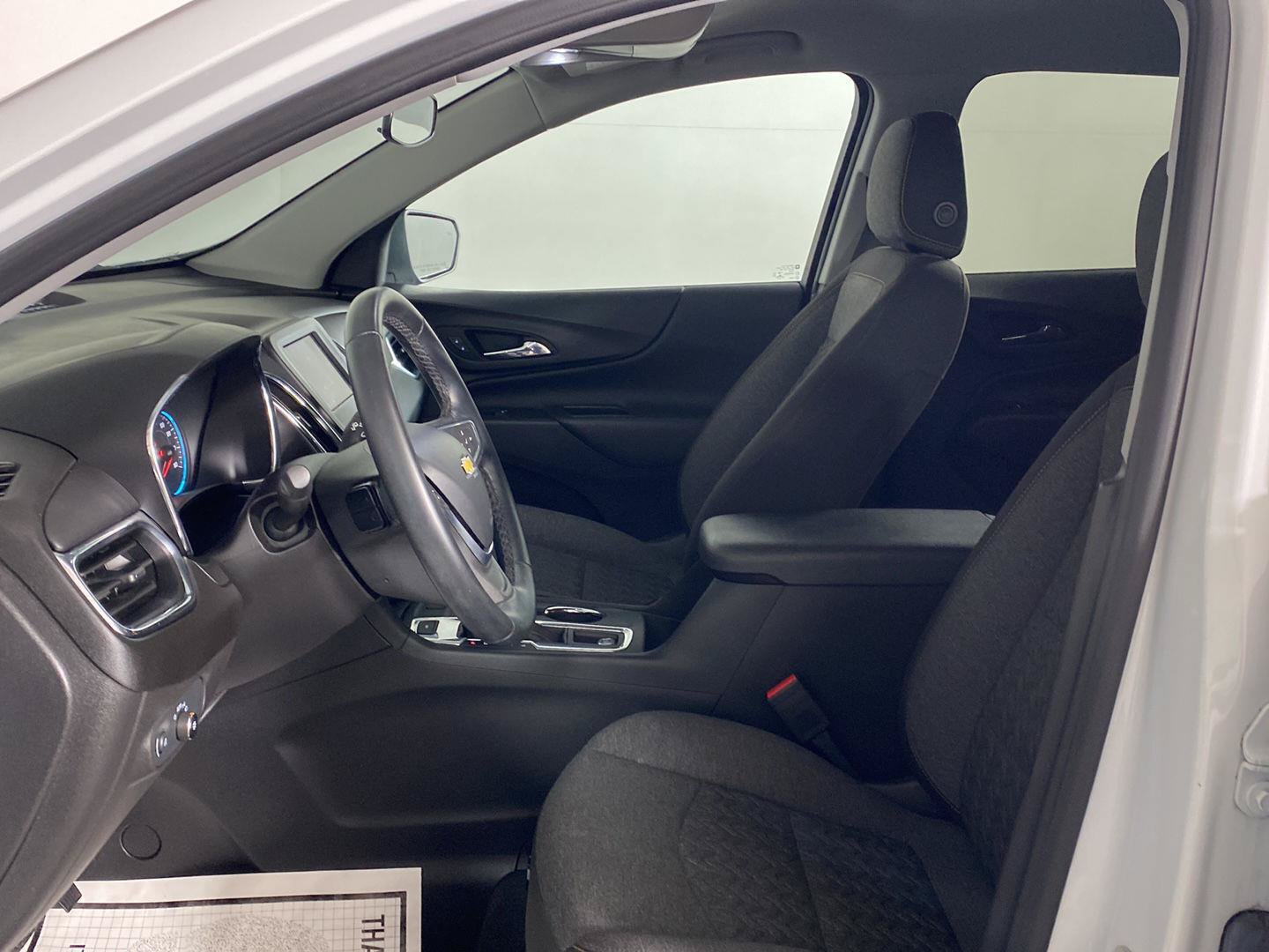Used 2023 Chevrolet Equinox LT AWD/4WD image 15