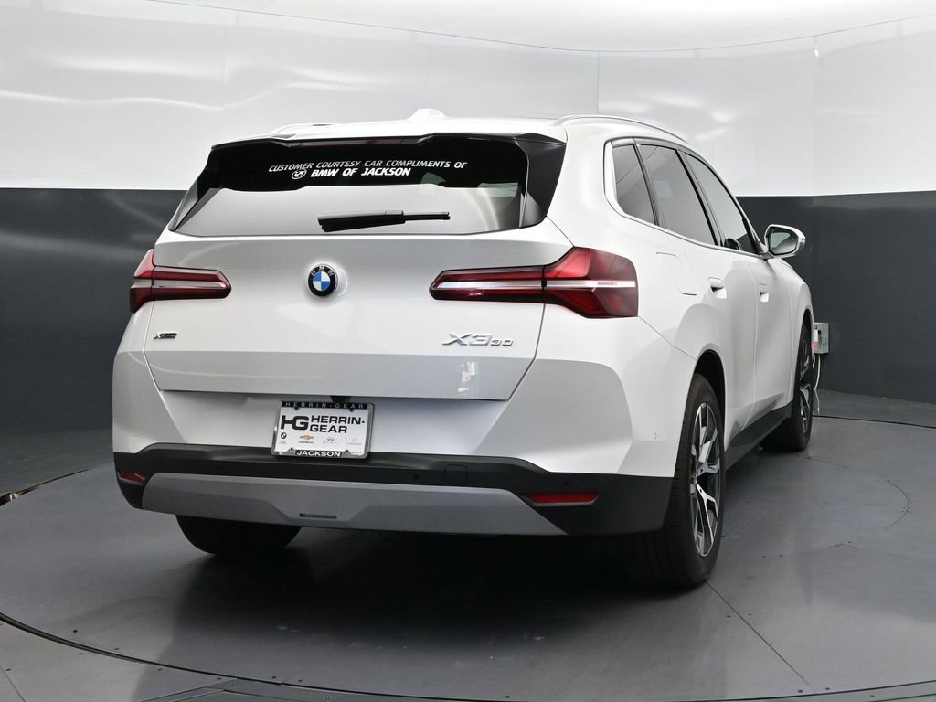 Certified 2025 BMW X3 xDrive30i w/ Premium Package image 7