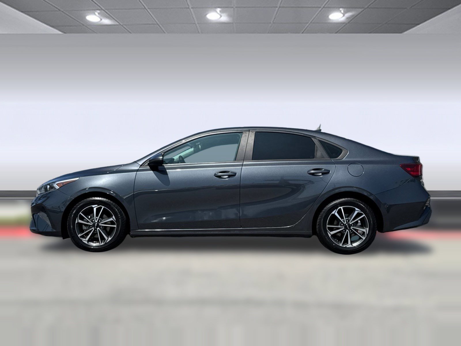 Used 2023 Kia Forte LXS w/ LXS Technology Package FWD image 2