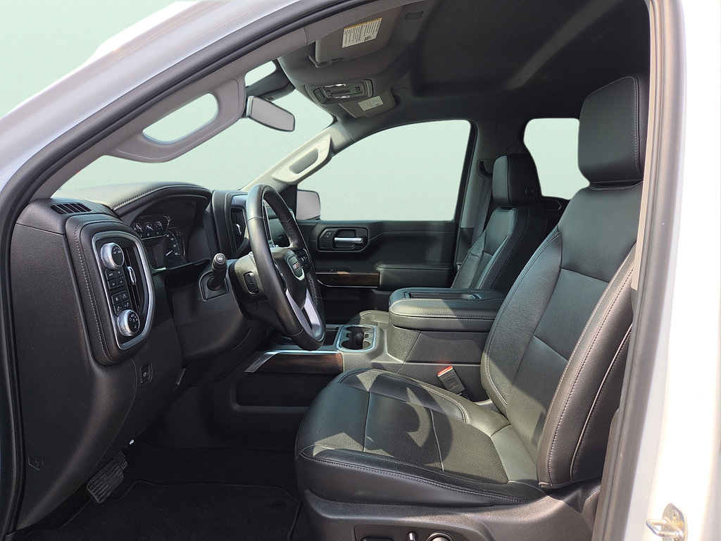 Used 2020 GMC Sierra 1500 SLT w/ SLT Premium Plus Package AWD/4WD image 16