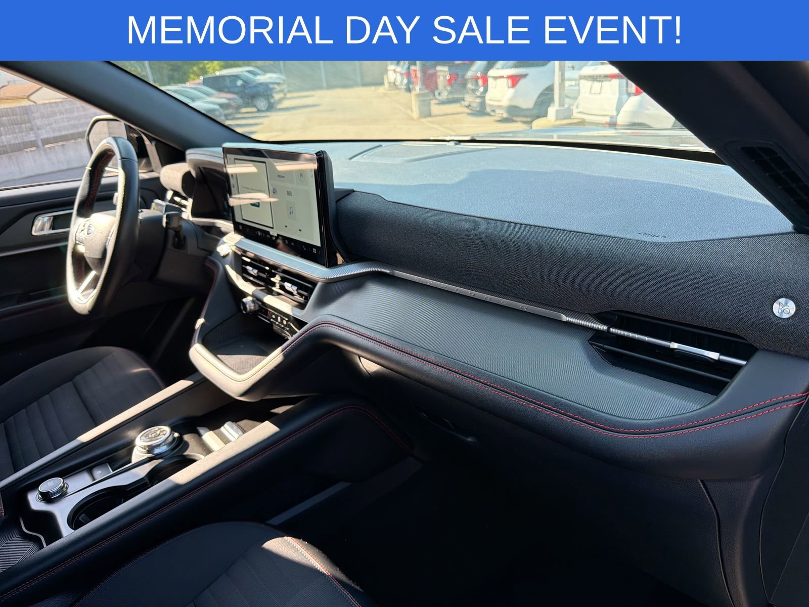 Used 2025 Ford Explorer ST-Line AWD/4WD image 19