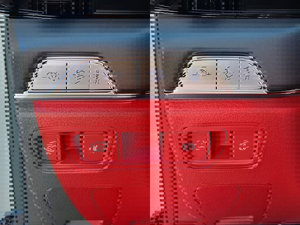 New 2026 Genesis GV80 3.5T e-SC image 32