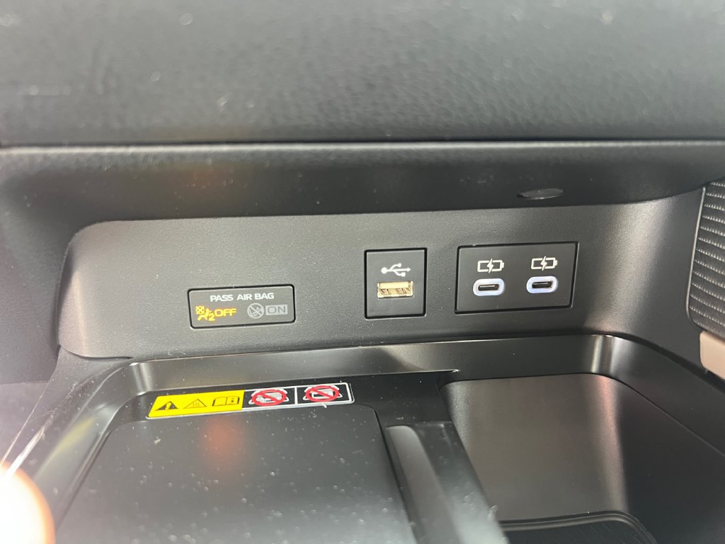 New 2026 Toyota Camry SE FWD image 19
