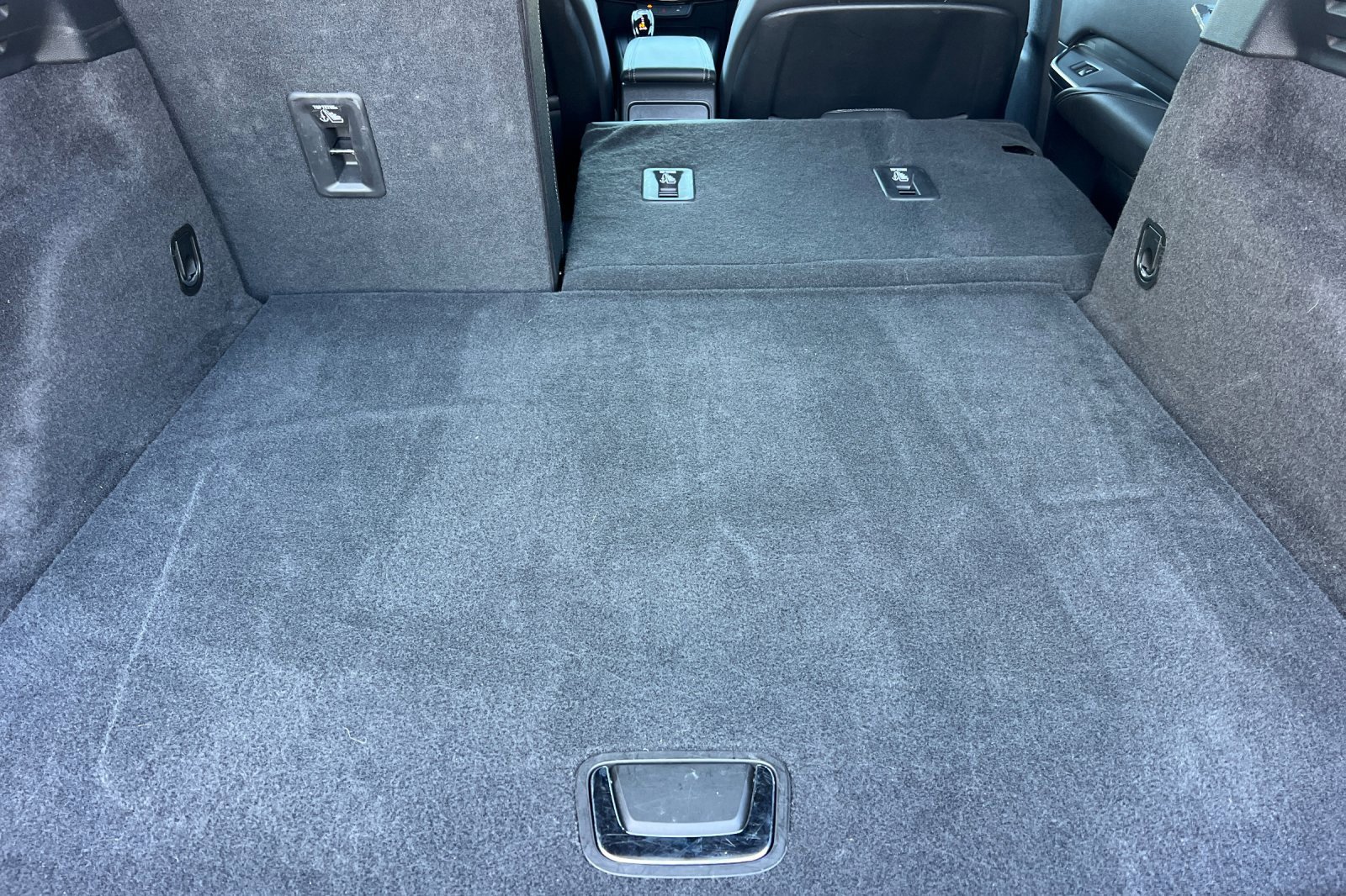 Certified 2024 Cadillac XT4 Premium Luxury image 17