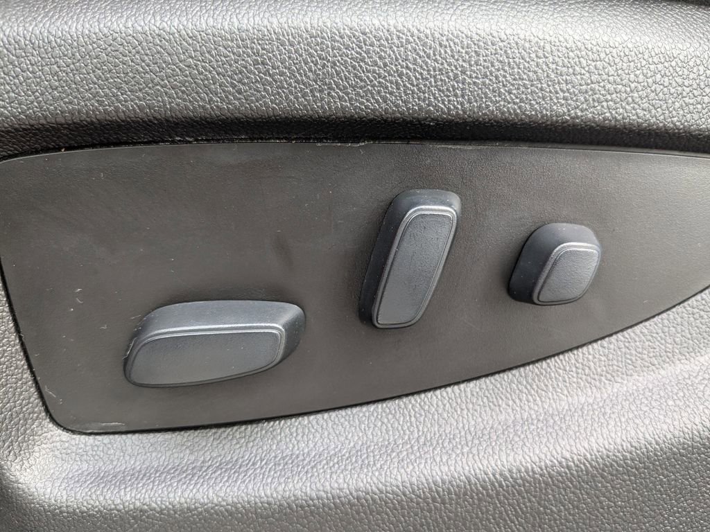 Used 2018 GMC Sierra 2500 Denali w/ Duramax Plus Package image 20