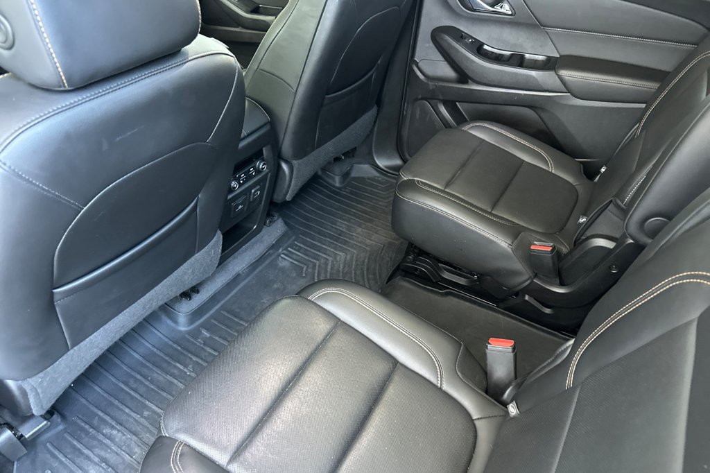 Used 2019 Chevrolet Traverse Premier w/ Redline Edition AWD/4WD image 15
