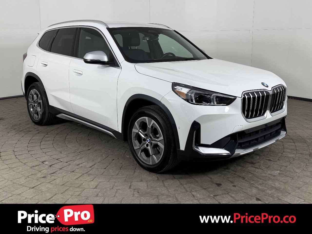 Used 2023 BMW X1 xDrive28i w/ Convenience Package image 1