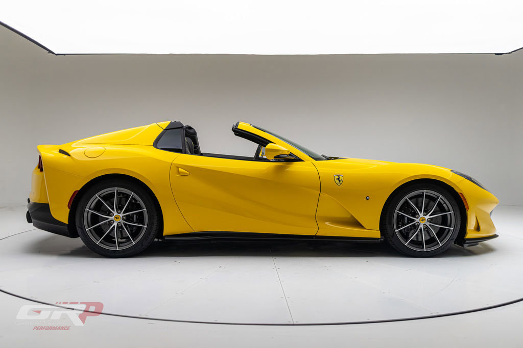 Used 2023 Ferrari 812 GTS image 2
