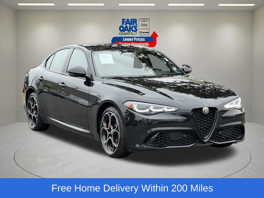 Used 2025 Alfa Romeo Giulia AWD w/ Veloce Package AWD