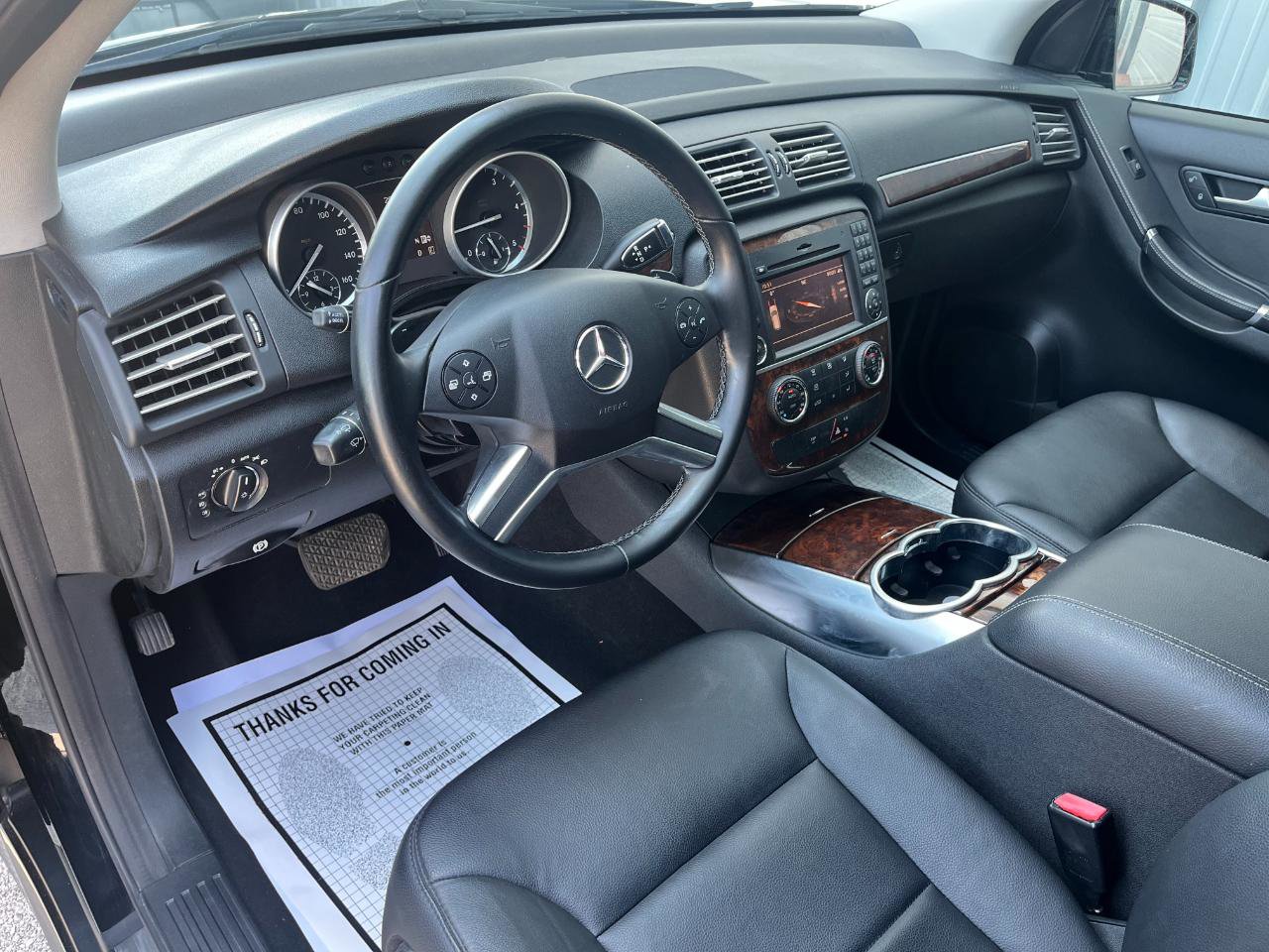 Used 2011 Mercedes-Benz R 350 BlueTEC 4MATIC image 9