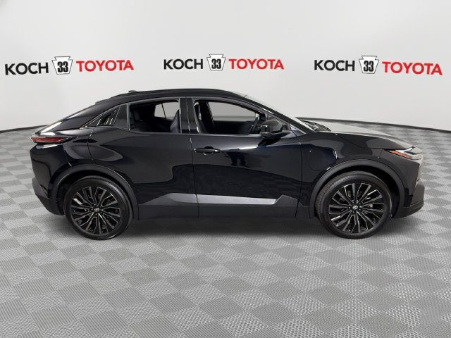 New 2026 Toyota C-HR AWD/4WD image 9