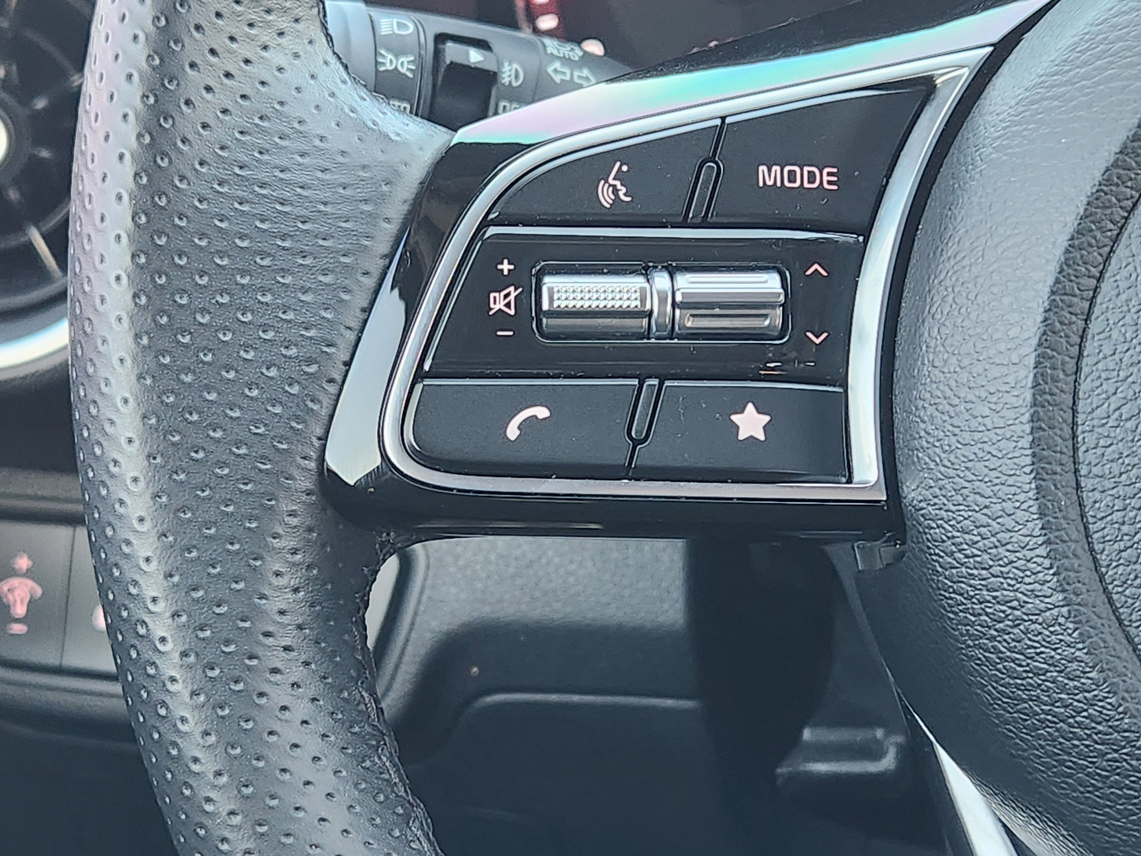 Used 2023 Kia Forte GT-Line w/ GT-Line Premium Package image 29