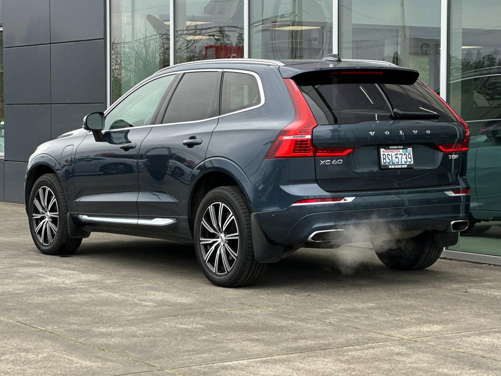 Used 2020 Volvo XC60 T8 Inscription image 5