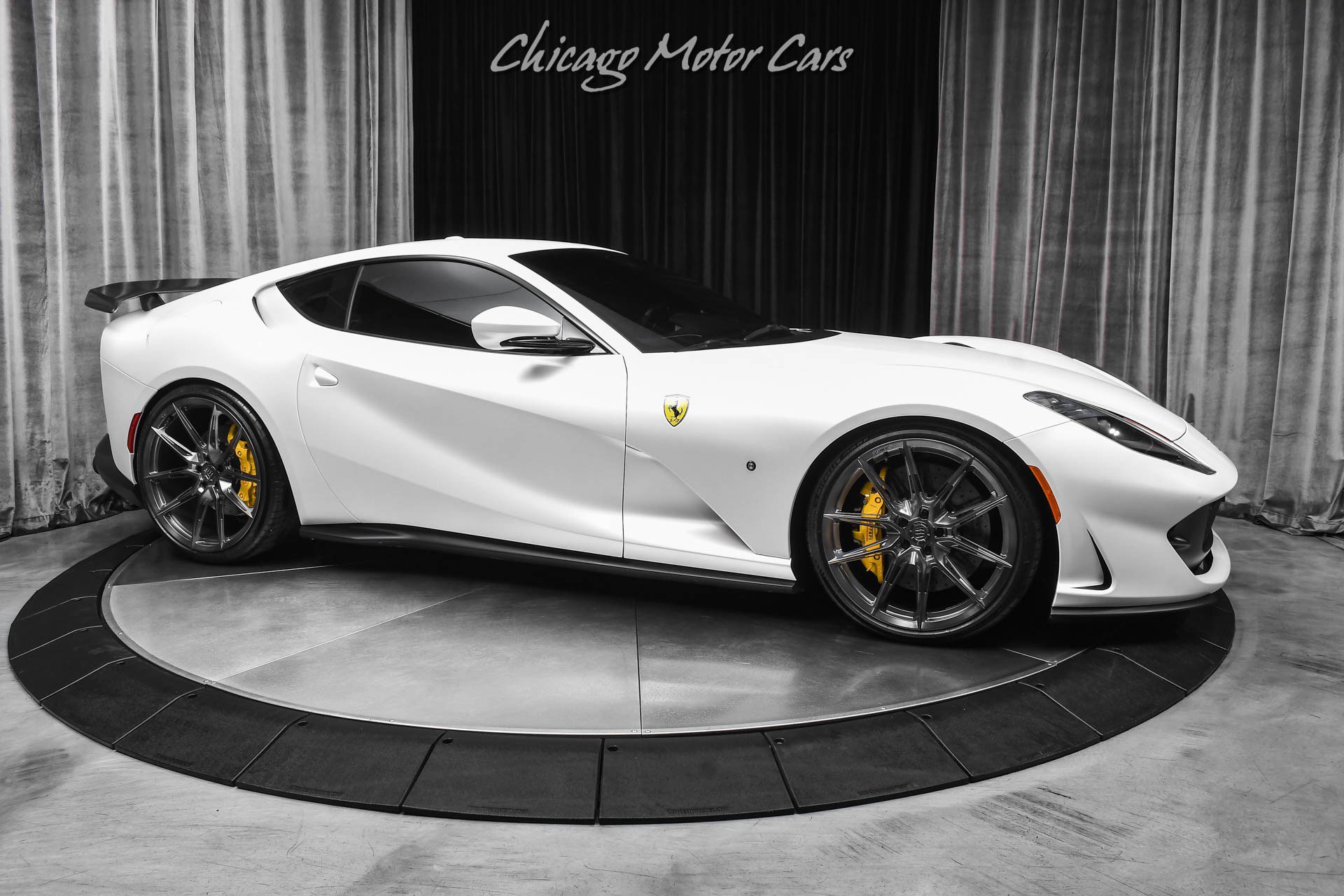 Used 2021 Ferrari 812 Superfast RWD image 6