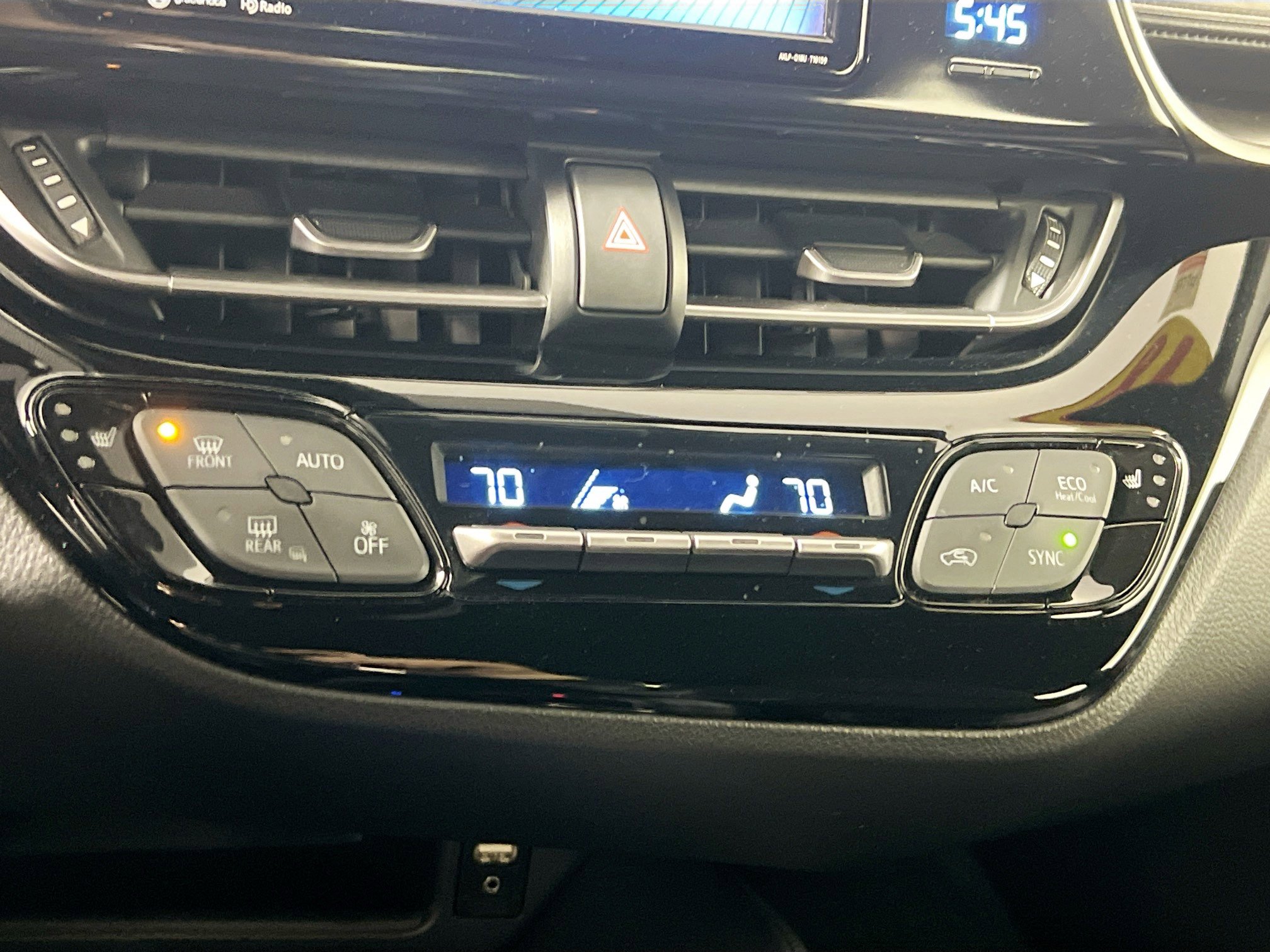 Used 2018 Toyota C-HR XLE image 26