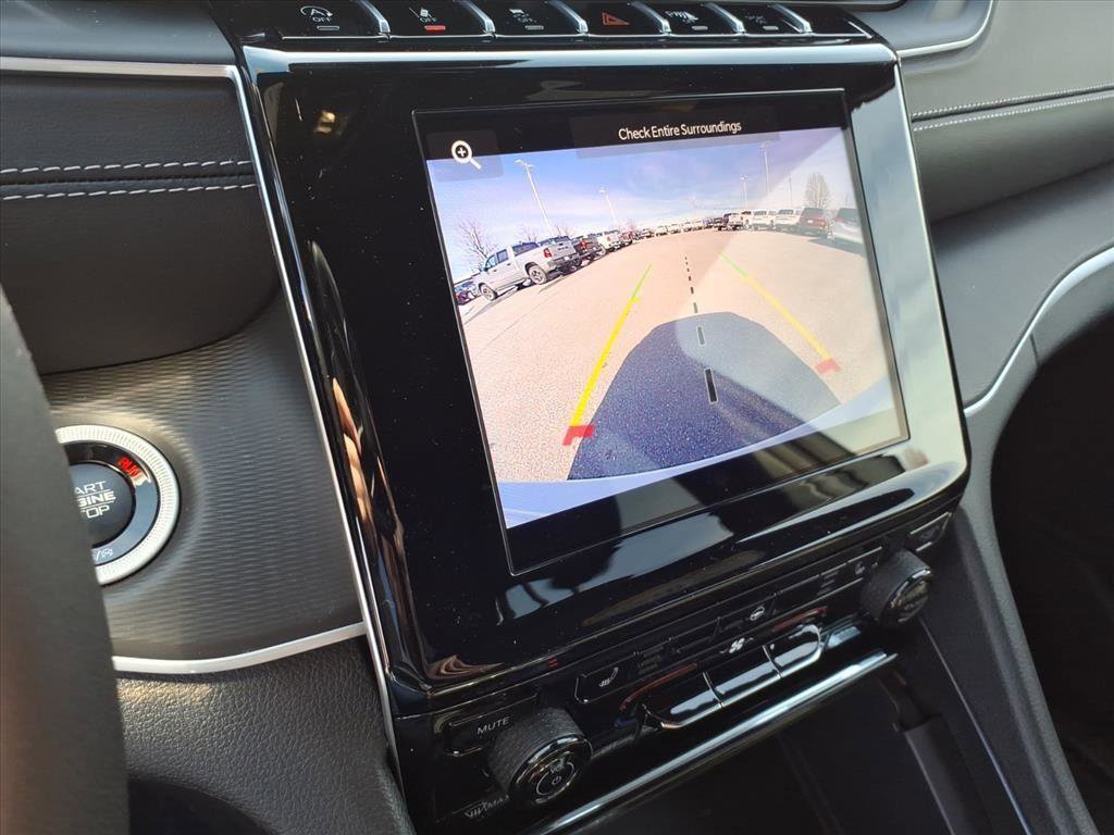 New 2026 Jeep Grand Cherokee Laredo X image 18