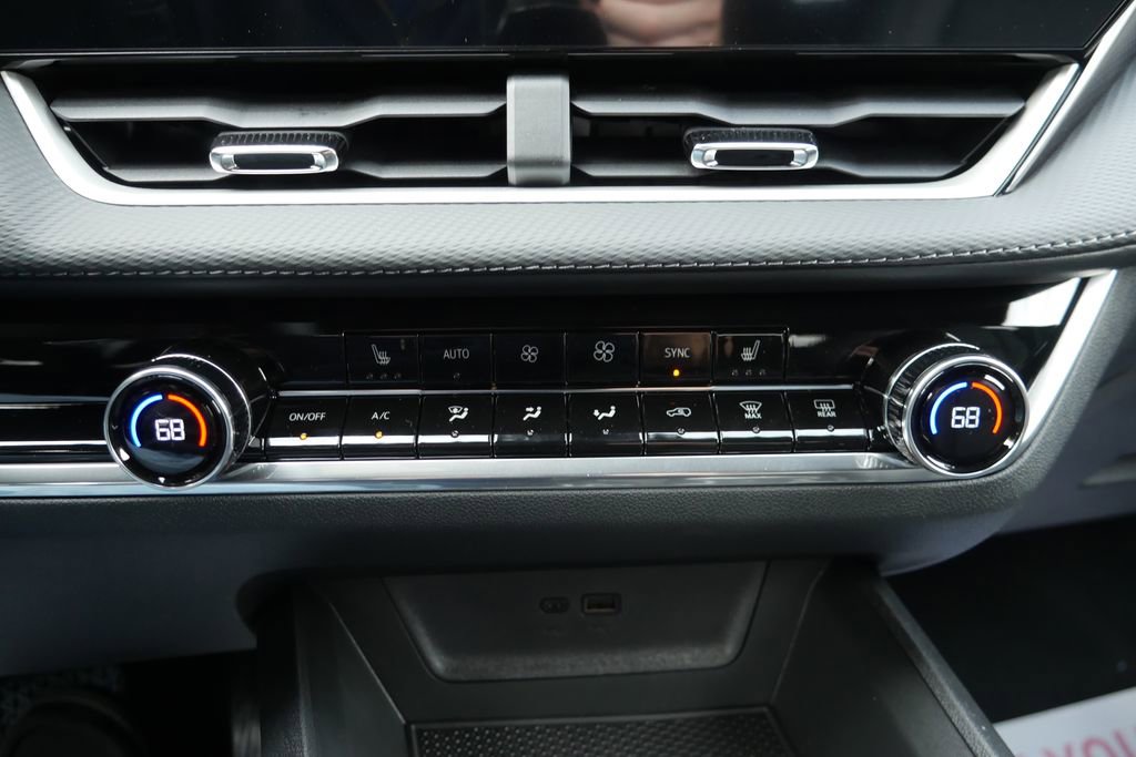 New 2026 Chevrolet Equinox LT image 18