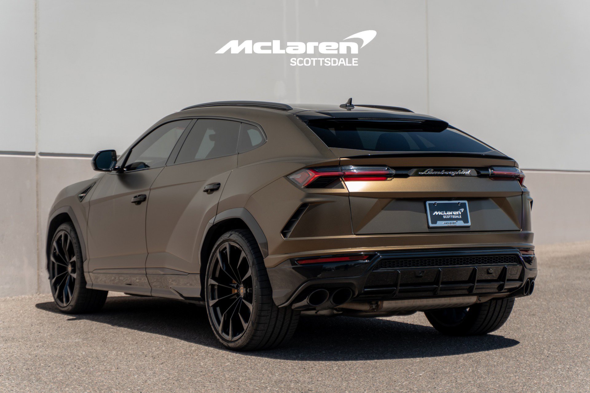 Used 2021 Lamborghini Urus AWD/4WD image 5