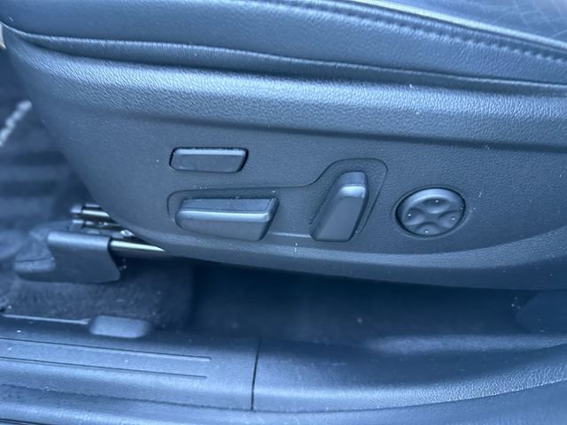 Used 2022 Hyundai Santa Fe Limited image 13